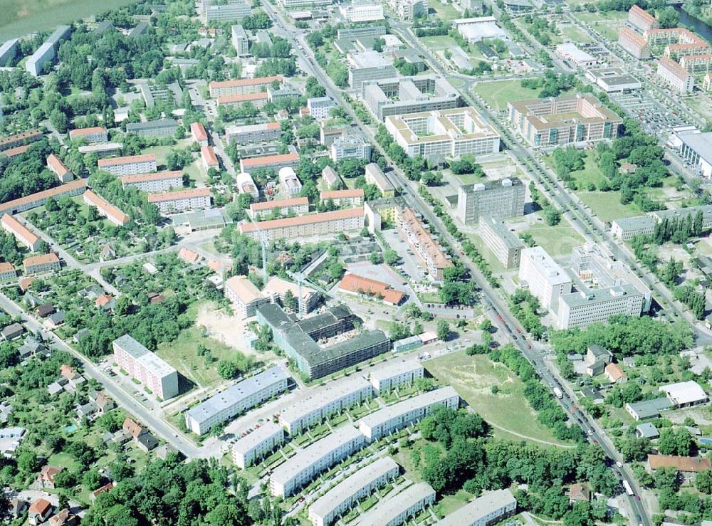 Teltow - Brandenburg from the bird's eye view: Bau der Lavendel-Residenz der SERVICUR Seniorenresidenzen GmbH an der Weser- Ecke Elbestraße in Teltow / Brandenburg. -neue Bezeichnung Residenz Zehlendorf -Postanschrift: Glaszeile 40 in 14165 Berlin, 030845900100