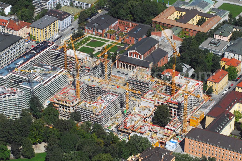 München from above - Bau der Anlage Lenbach Gärten, ein Ensemble aus Bürogebäuden, Miet- und Eigentumswohnungen sowie einem Hotel. Kontakt: Hilmer & Sattler & Albrecht Gesellschaft von Architekten mbH, Georgenstraße 15, 80799 München, Tel. +49(0)89 3801550, Fax +49(0)89 38015519, E-Mail: kontakt@h-s-a.de; Frankonia Eurobau AG, Hübeck 5 41334 Nettetal, Tel. +49(0)2158 9153 30, Fax +49(0)2158 8477, E-Mail: info@frankonia-eurobau.de