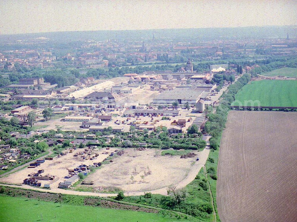 Aerial photograph Dresden / Sachs. - Bau der Neue Messe - ein Projekt der HVB-Immobilien AG auf dem Ostragehege (Gelände des Alten Schlachthofes) in Dresden. Generalunternehmer: HOCHTIEF AG.