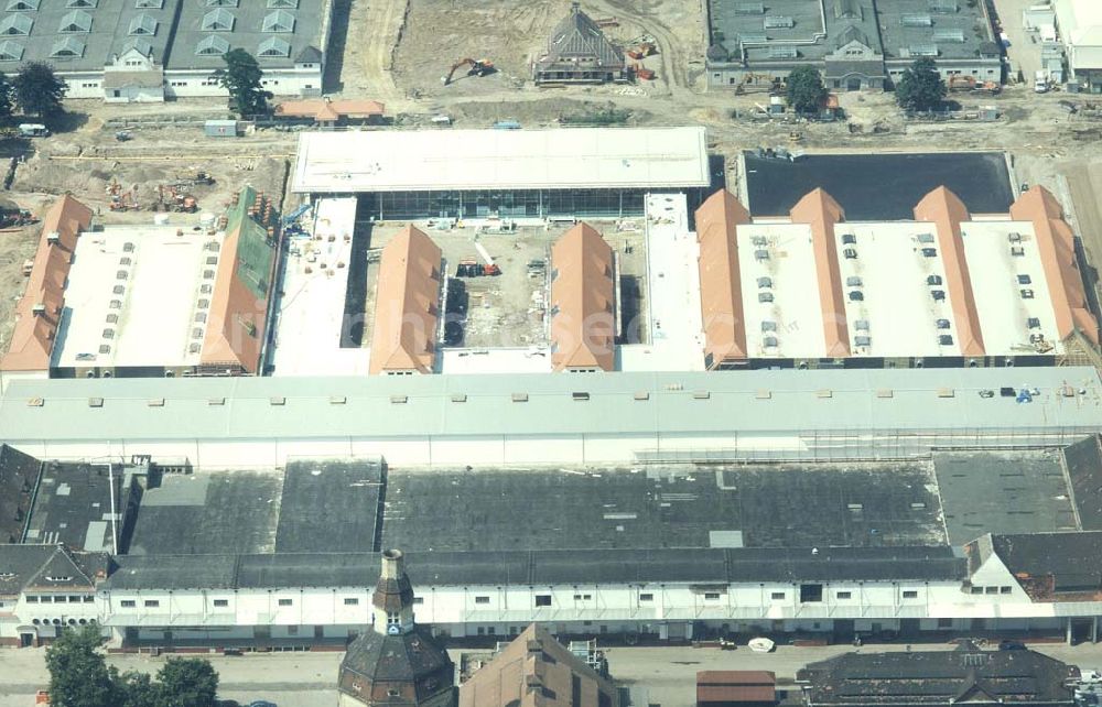 Aerial image Dresden / Sachsen - Bau der Neue Messe - ein Projekt der HVB-Immobilien AG auf dem Ostragehege (Gelände des Alten Schlachthofes) in Dresden. Generalunternehmer: HOCHTIEF AG.