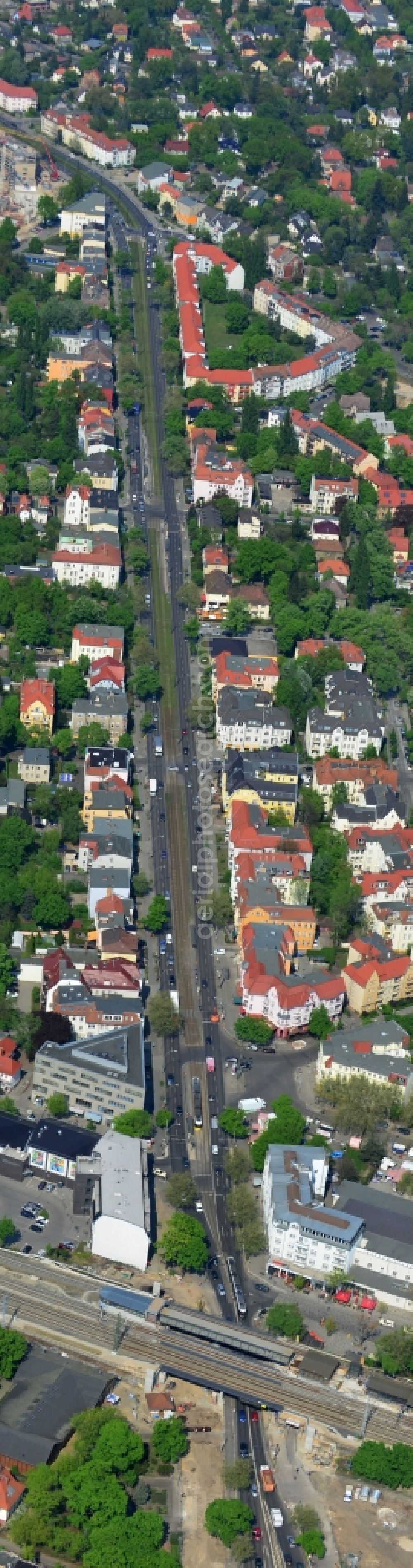 Berlin from above - Construction of new railway bridge over the Treskowallee at Berlin- Karlshorst