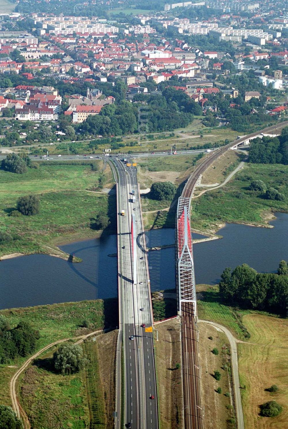 Wittenberg (Sachsen-Anhalt) from the bird's eye view: Bau der Ortsumgehungsstraße B2 / B 187 südöstlich in Wittenberg an der Elbe. Projektsteuerung: Schüßler-Plan Ingenieurgesellschaft für Bau- und Verkehrswegeplanung mbH.