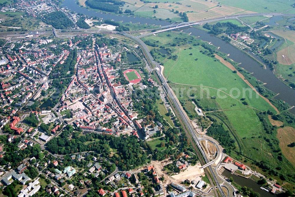 Aerial photograph Wittenberg (Sachsen-Anhalt) - Bau der Ortsumgehungsstraße B2 / B 187 südöstlich in Wittenberg an der Elbe. Projektsteuerung: Schüßler-Plan Ingenieurgesellschaft für Bau- und Verkehrswegeplanung mbH.