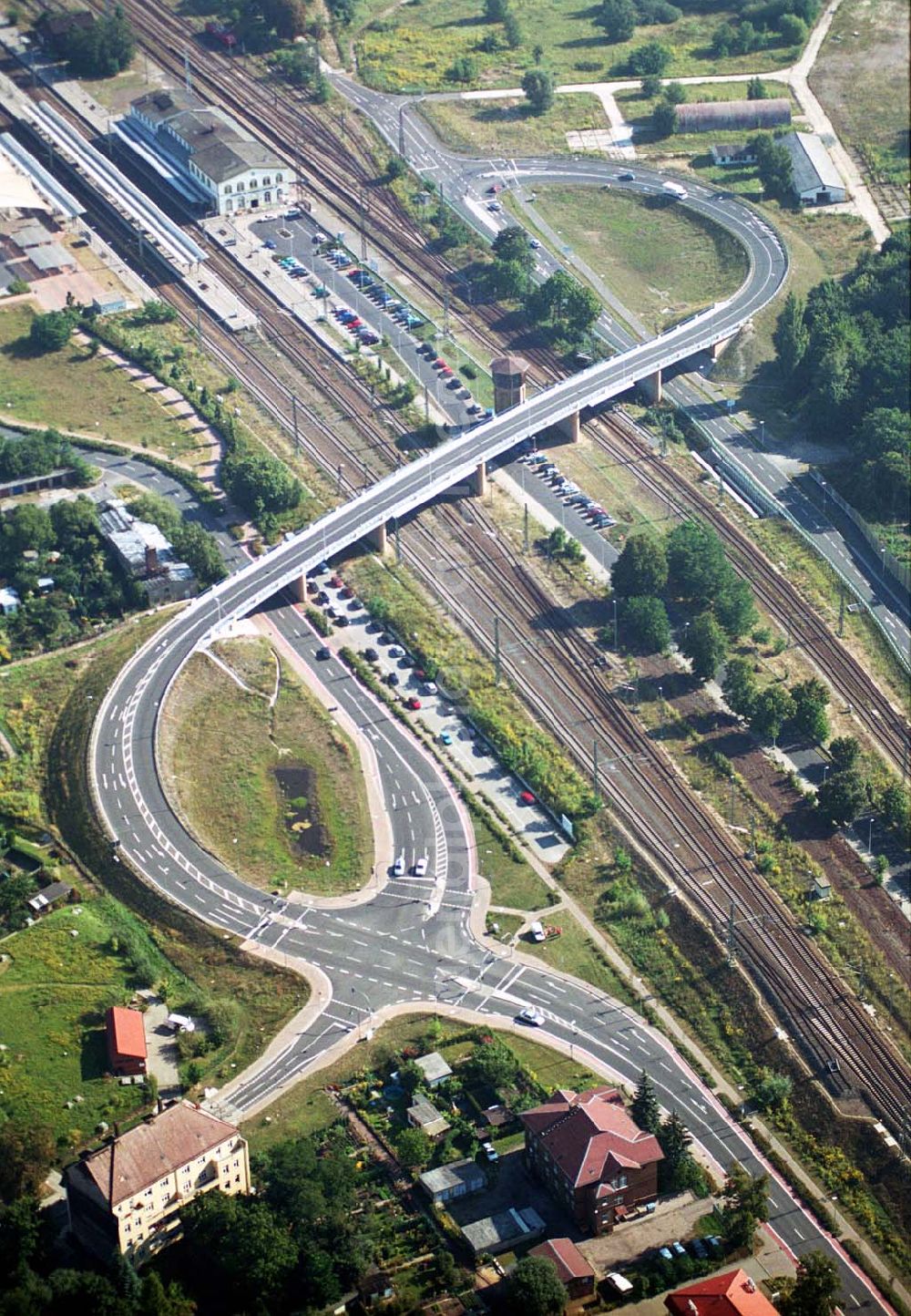 Wittenberg (Sachsen-Anhalt) from the bird's eye view: Bau der Ortsumgehungsstraße B2 / B 187 südöstlich in Wittenberg an der Elbe. Projektsteuerung: Schüßler-Plan Ingenieurgesellschaft für Bau- und Verkehrswegeplanung mbH.