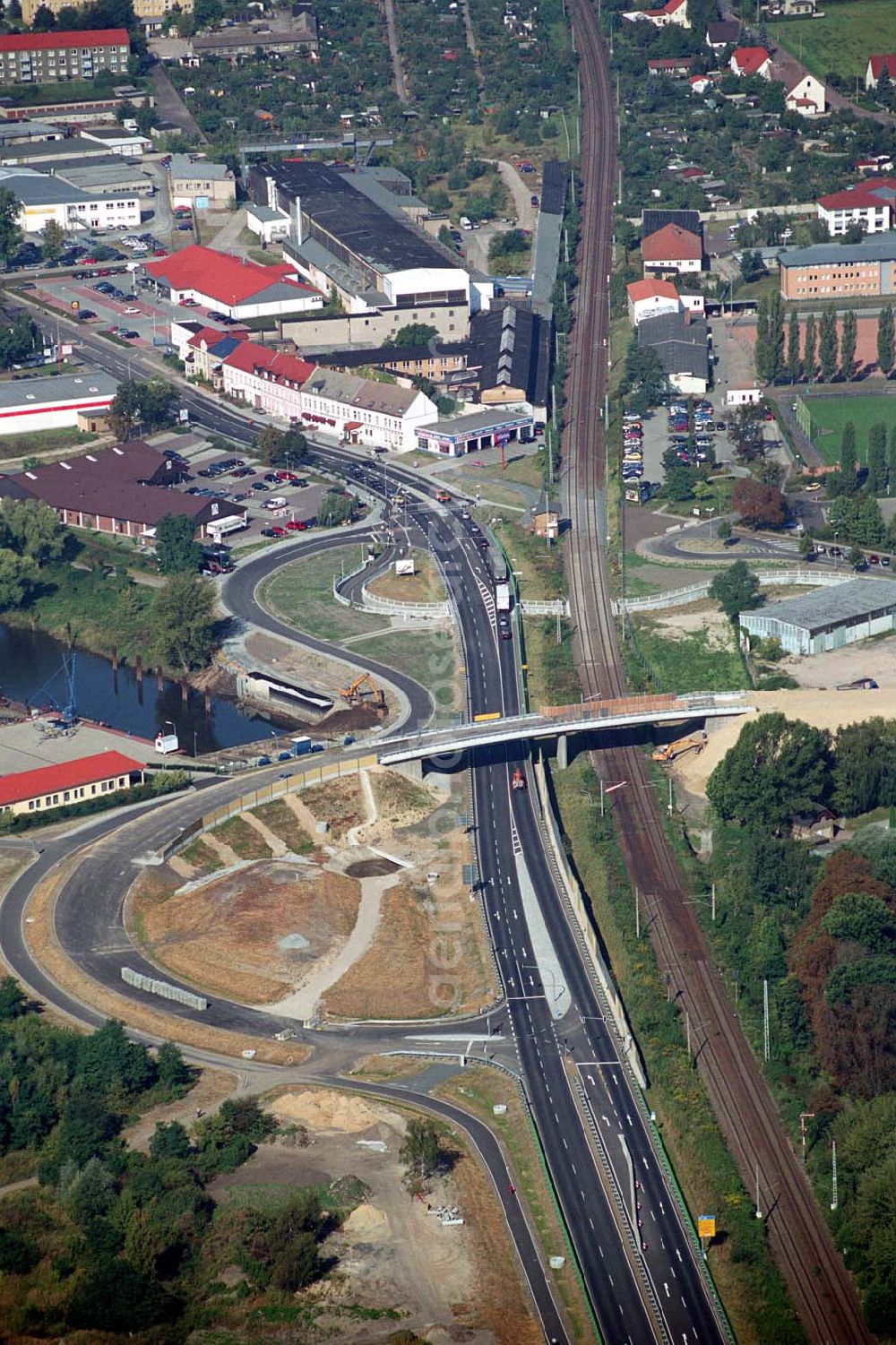 Wittenberg (Sachsen-Anhalt) from above - Bau der Ortsumgehungsstraße B2 / B 187 südöstlich in Wittenberg an der Elbe. Projektsteuerung: Schüßler-Plan Ingenieurgesellschaft für Bau- und Verkehrswegeplanung mbH.