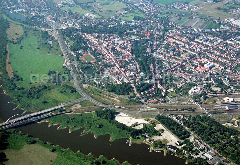 Wittenberg (Sachsen-Anhalt) from the bird's eye view: Bau der Ortsumgehungsstraße B2 / B 187 südöstlich in Wittenberg an der Elbe. Projektsteuerung: Schüßler-Plan Ingenieurgesellschaft für Bau- und Verkehrswegeplanung mbH.