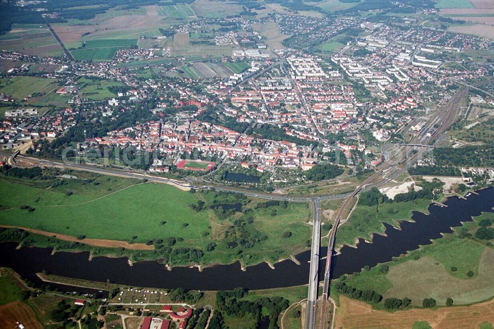 Wittenberg (Sachsen-Anhalt) from above - Bau der Ortsumgehungsstraße B2 / B 187 südöstlich in Wittenberg an der Elbe. Projektsteuerung: Schüßler-Plan Ingenieurgesellschaft für Bau- und Verkehrswegeplanung mbH.