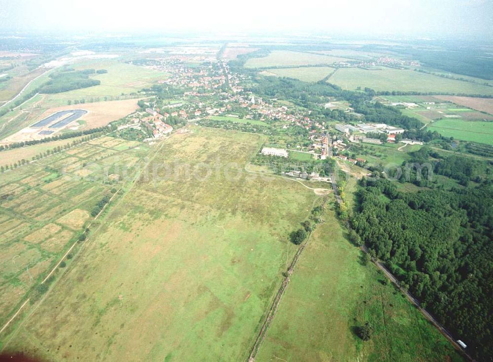 Großbeeren / BRB from the bird's eye view: Bau- und Planungsgelände der MÜBAU an der Genshagener Straße in Großbeeren / Brandenburg.