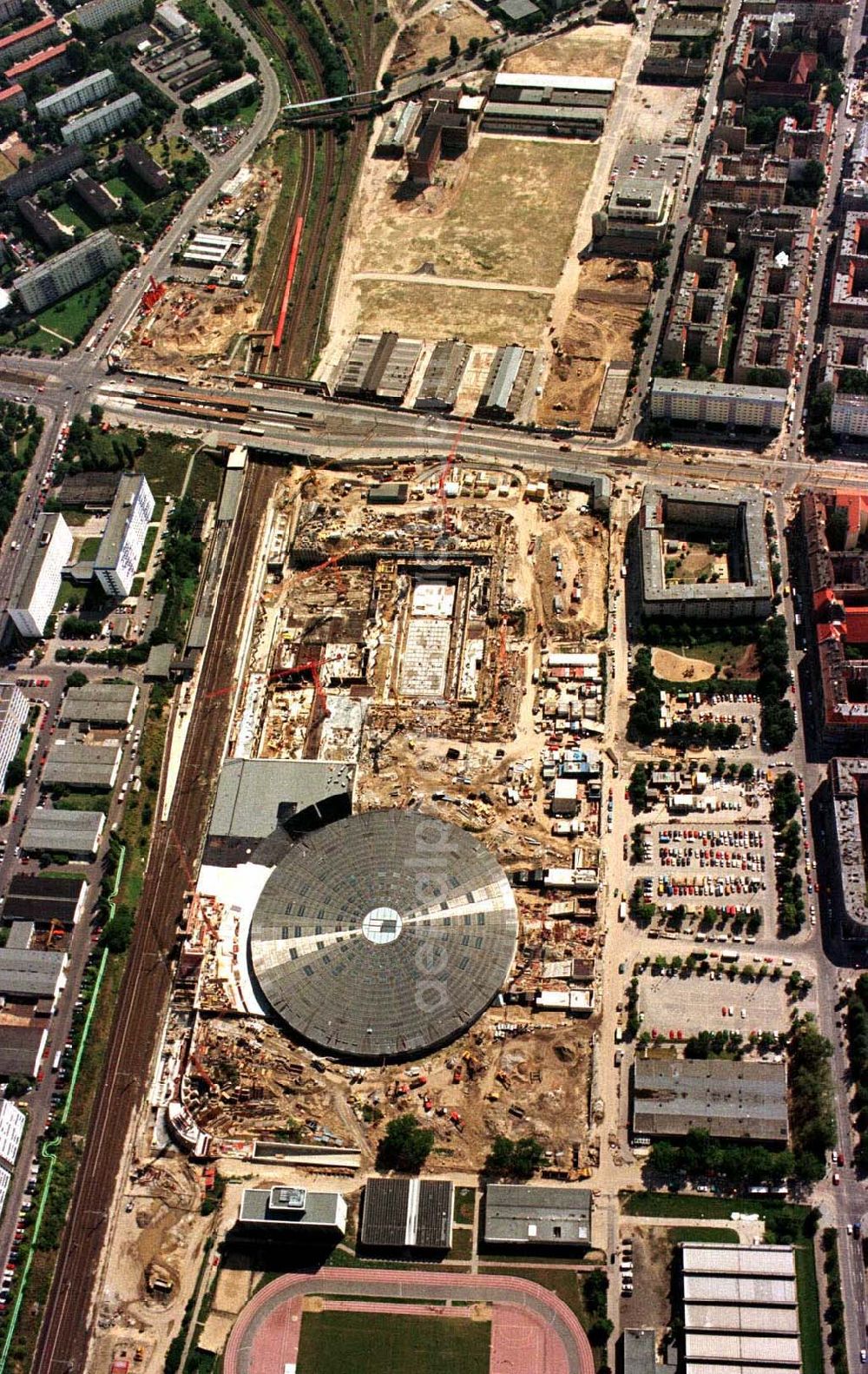 Aerial image Berlin - Bau Radsporthalle Landsberger Allee