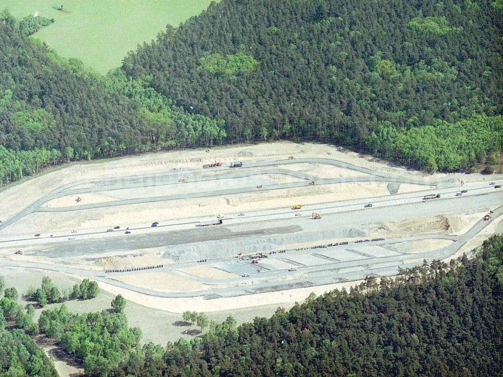 Potsdam - Drewitz from above - Bau einer Raststätte an der Autobahn zwischen Babelsberg und Drewitz.