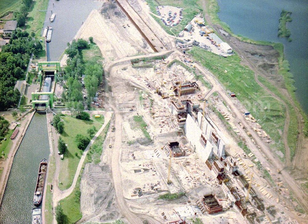 Rothensee / Sachsen - Anhalt from the bird's eye view: Bau der Schleuse Rothensee am Schiffshebewerk Rothensee am Wasserstraßenkreuz Magdeburg.