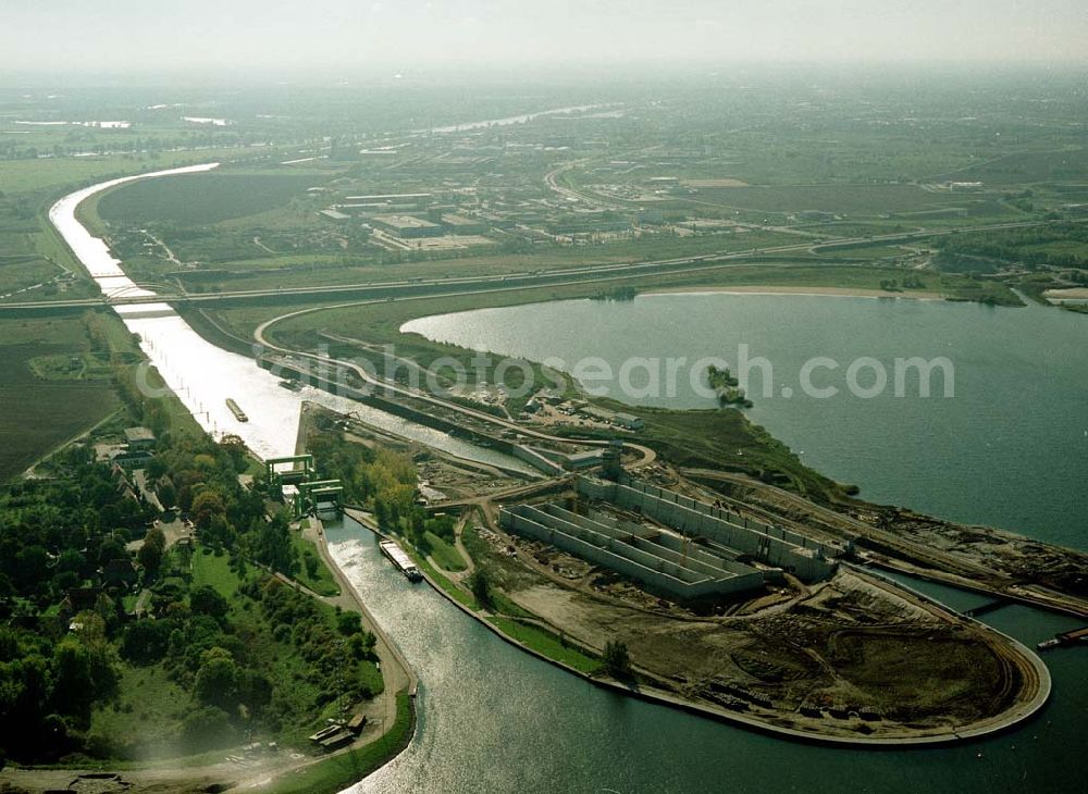 Rothensee from the bird's eye view: Bau der Schleuse Rothensee am Schiffshebewerk Rothensee am Wasserstraßenkreuz Magdeburg.