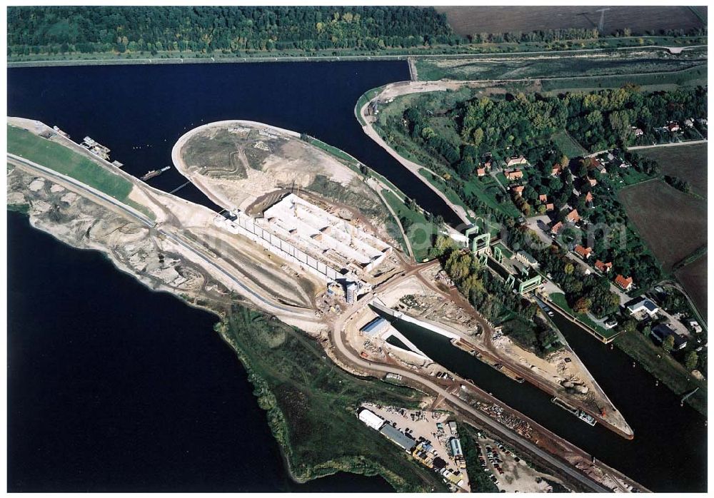 Rothensee from above - Bau der Schleuse Rothensee am Schiffshebewerk Rothensee am Wasserstraßenkreuz Magdeburg.