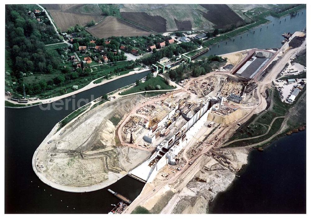 Aerial image Rothensee - Bau der Schleuse Rothensee am Schiffshebewerk Rotrhensee am Wasserstraßenkreuz Magdeburg.