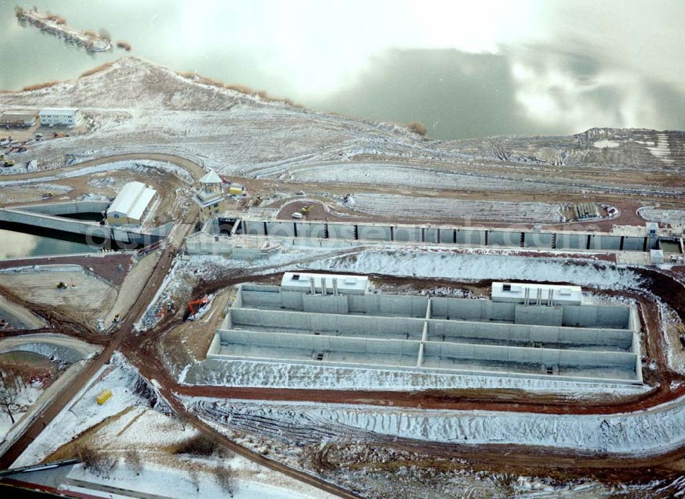 Aerial photograph Rothensee - Bau der Schleuse Rothensee am Schiffshebewerk Rotrhensee am Wasserstraßenkreuz Magdeburg.