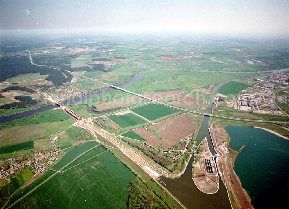 Rothensee from above - Bau der Schleuse Rothensee am Schiffshebewerk Rotrhensee am Wasserstraßenkreuz Magdeburg.