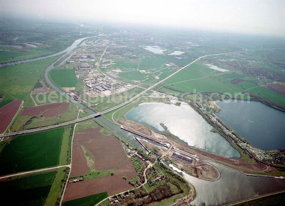 Aerial image Rothensee - Bau der Schleuse Rothensee am Schiffshebewerk Rotrhensee am Wasserstraßenkreuz Magdeburg.