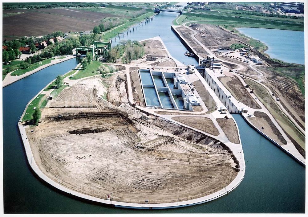 Rothensee from the bird's eye view: Bau der Schleuse Rothensee am Schiffshebewerk Rotrhensee am Wasserstraßenkreuz Magdeburg.