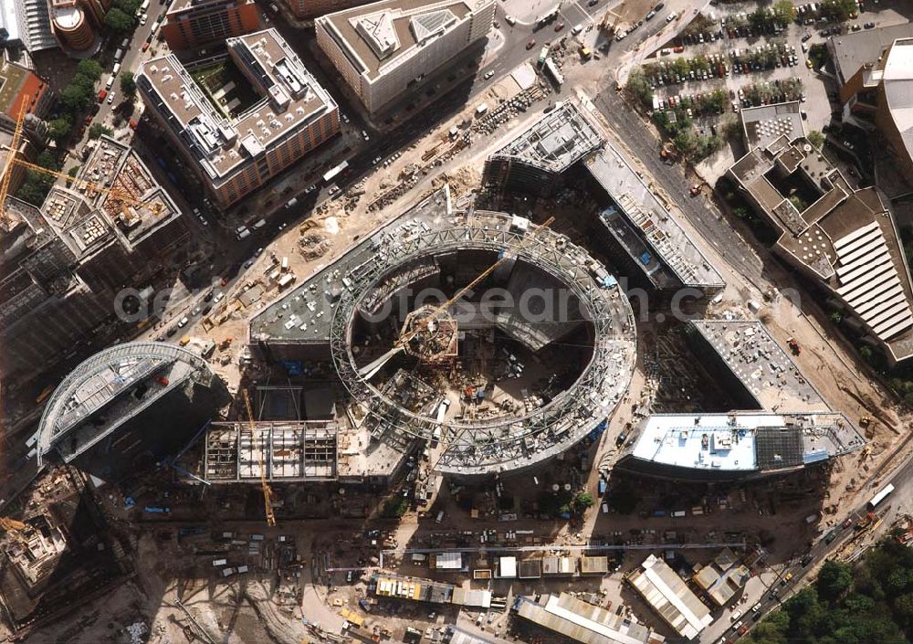 Aerial image Berlin - Tiergarten - Bau des SONY-Centers am Potsdamer Platz in Berlin-Tiergarten.