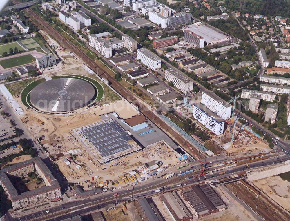 Berlin-Friedrichshain from the bird's eye view: Bau des Sportkomplexes an der Landsberger Allee durch die OSB-Sportstättenbau GmbH