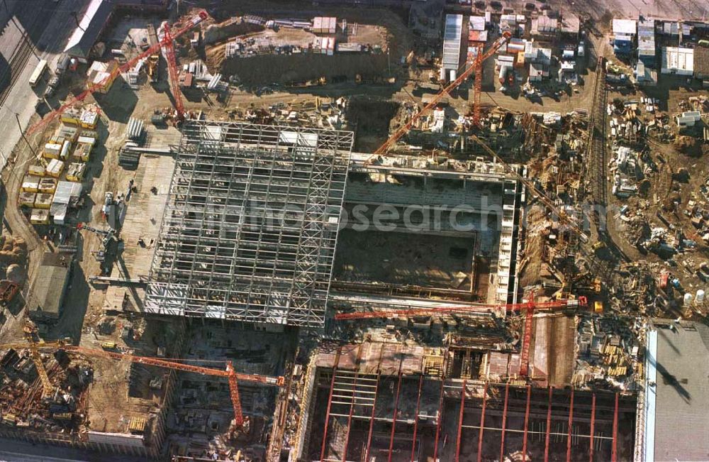 Aerial photograph Berlin - Friedrichshain - Bau des Sportkomplexes an der Landsberger Allee im Stadtbezirk Berlin-Friedrichshain durch die OSB-Sportstätten GmbH