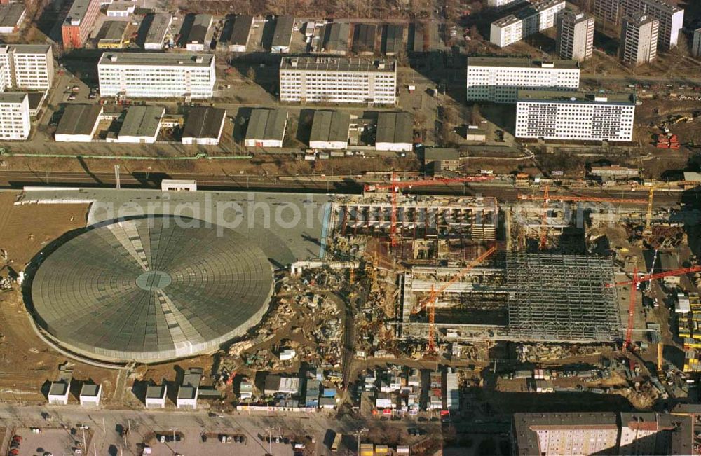 Aerial image Berlin - Friedrichshain - Bau des Sportkomplexes an der Landsberger Allee im Stadtbezirk Berlin-Friedrichshain durch die OSB-Sportstätten GmbH