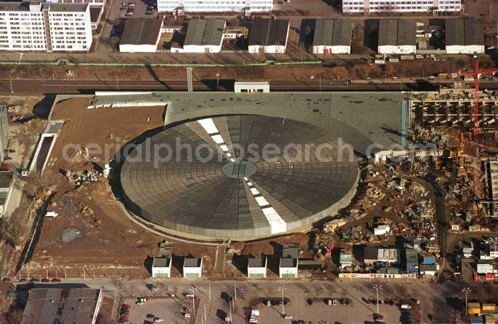 Berlin - Friedrichshain from above - Bau des Sportkomplexes an der Landsberger Allee im Stadtbezirk Berlin-Friedrichshain durch die OSB-Sportstätten GmbH