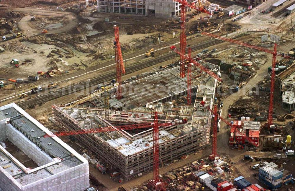 Berlin from the bird's eye view: Bau des Stadtteilzentrums in Berlin-Hellersdorf