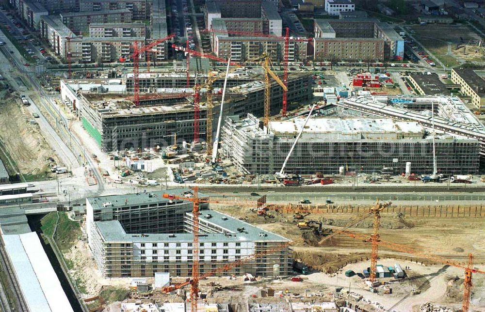 Aerial photograph Berlin - Hellersdorf - Bau des Stadtteilzentrums Hellersdorf