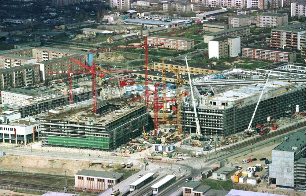 Berlin - Hellersdorf from above - Bau des Stadtteilzentrums Hellersdorf