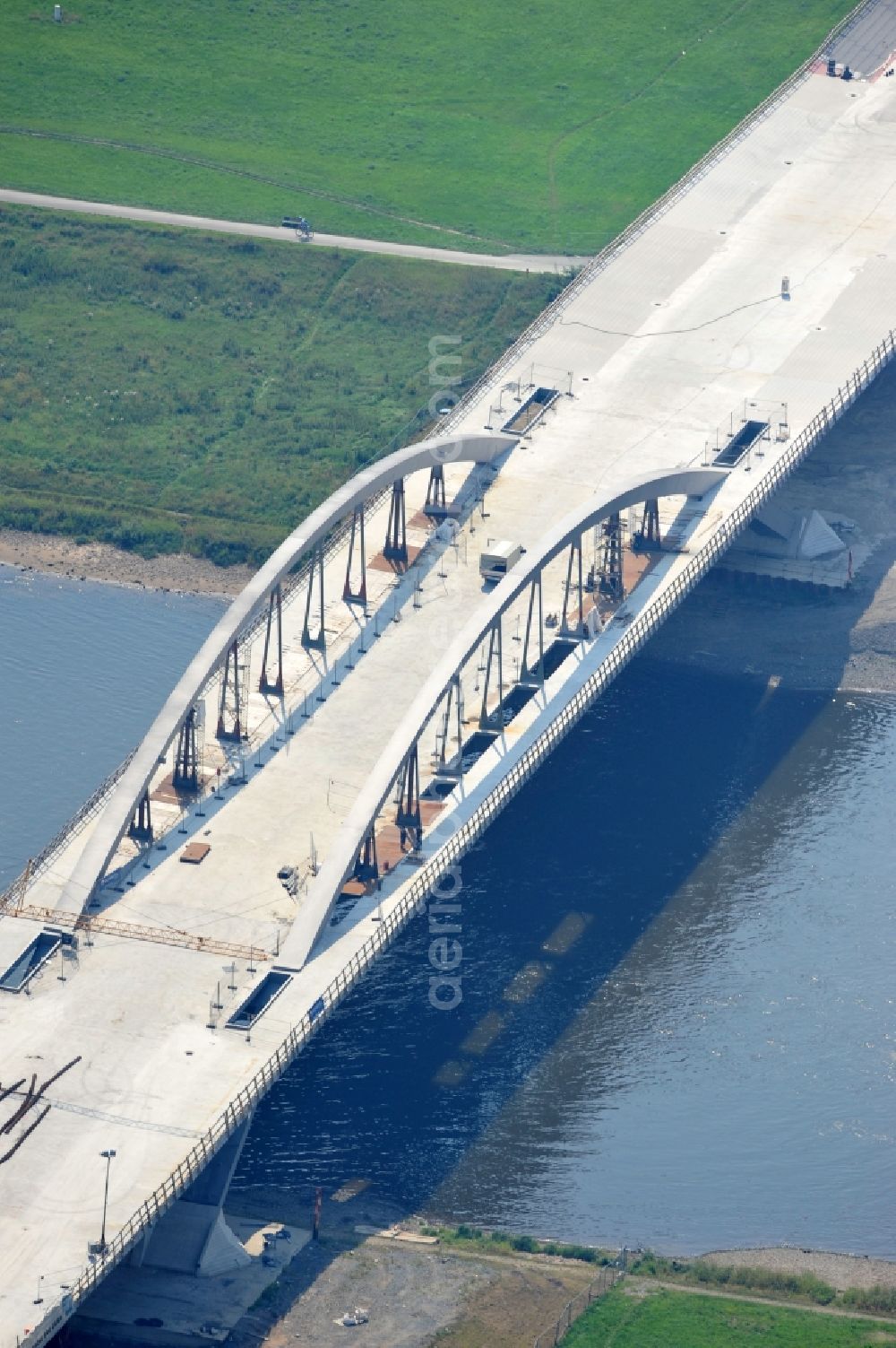 Aerial image Dresden - View the construction site of Waldschlösschen bridge over the Elbe in Dresden / Saxony