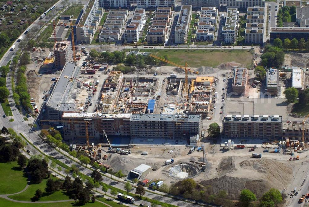 Aerial photograph München - 04.05.2006 München (Bayern) Blick auf das Baugelände des Wohngebietes Ackermannstraße (Ackermannbogen)am Olympiapark in München von der CONCEPTBAU MÜNCHEN.