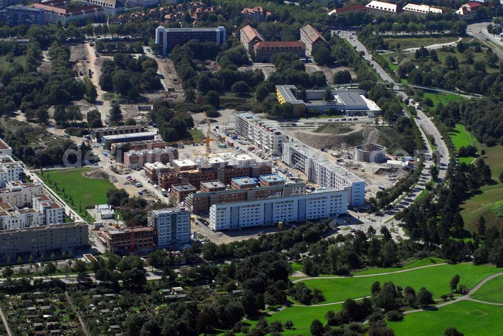 Aerial photograph München - 01.09.2006 München (Bayern) Blick auf das Baugelände des Wohngebietes Ackermannstraße (Ackermannbogen)am Olympiapark in München von der CONCEPTBAU MÜNCHEN.