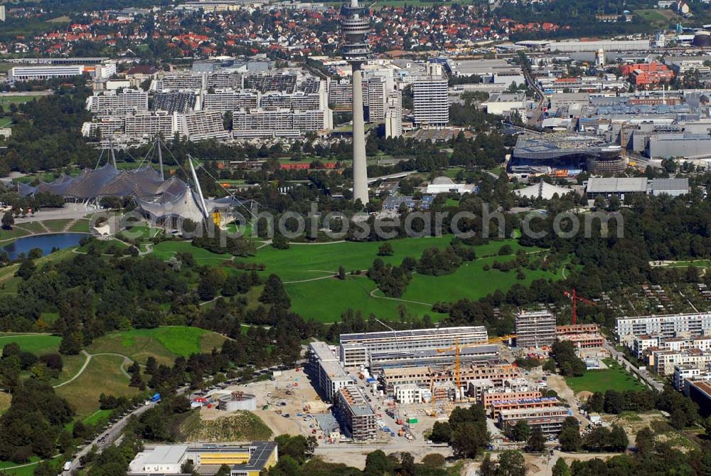 München from the bird's eye view: 01.09.2006 München (Bayern) Blick auf das Baugelände des Wohngebietes Ackermannstraße (Ackermannbogen)am Olympiapark in München von der CONCEPTBAU MÜNCHEN.