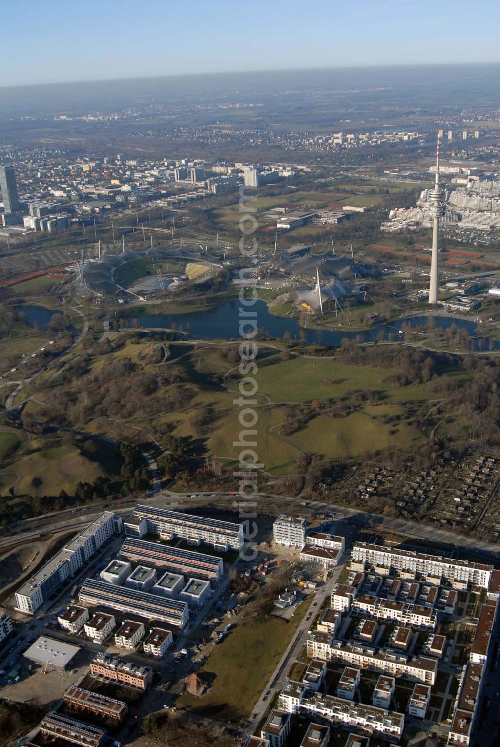 München from the bird's eye view: 15.01.2007 München (Bayern) Blick auf das Baugelände des Wohngebietes Ackermannstraße (Ackermannbogen)am Olympiapark in München von der CONCEPTBAU MÜNCHEN.