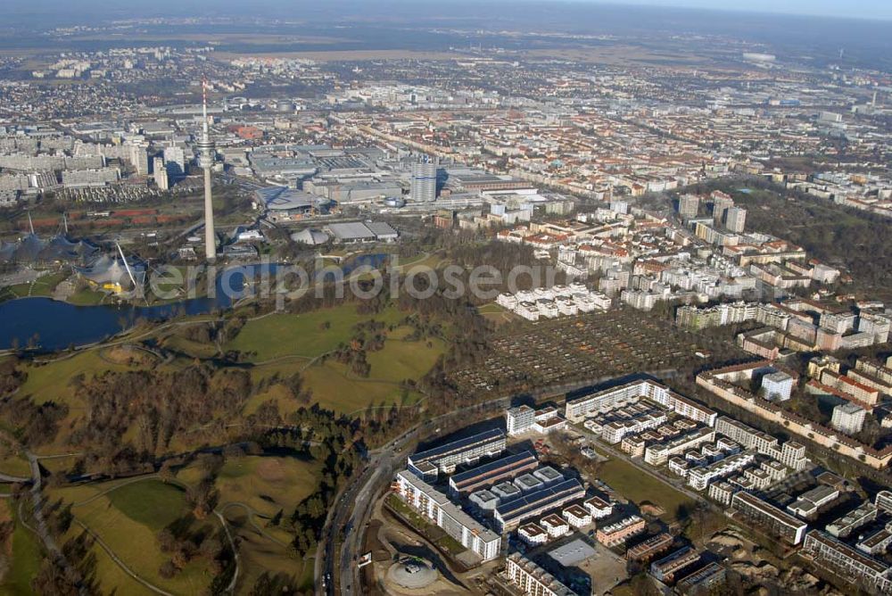 München from the bird's eye view: 15.01.2007 München (Bayern) Blick auf das Baugelände des Wohngebietes Ackermannstraße (Ackermannbogen)am Olympiapark in München von der CONCEPTBAU MÜNCHEN.