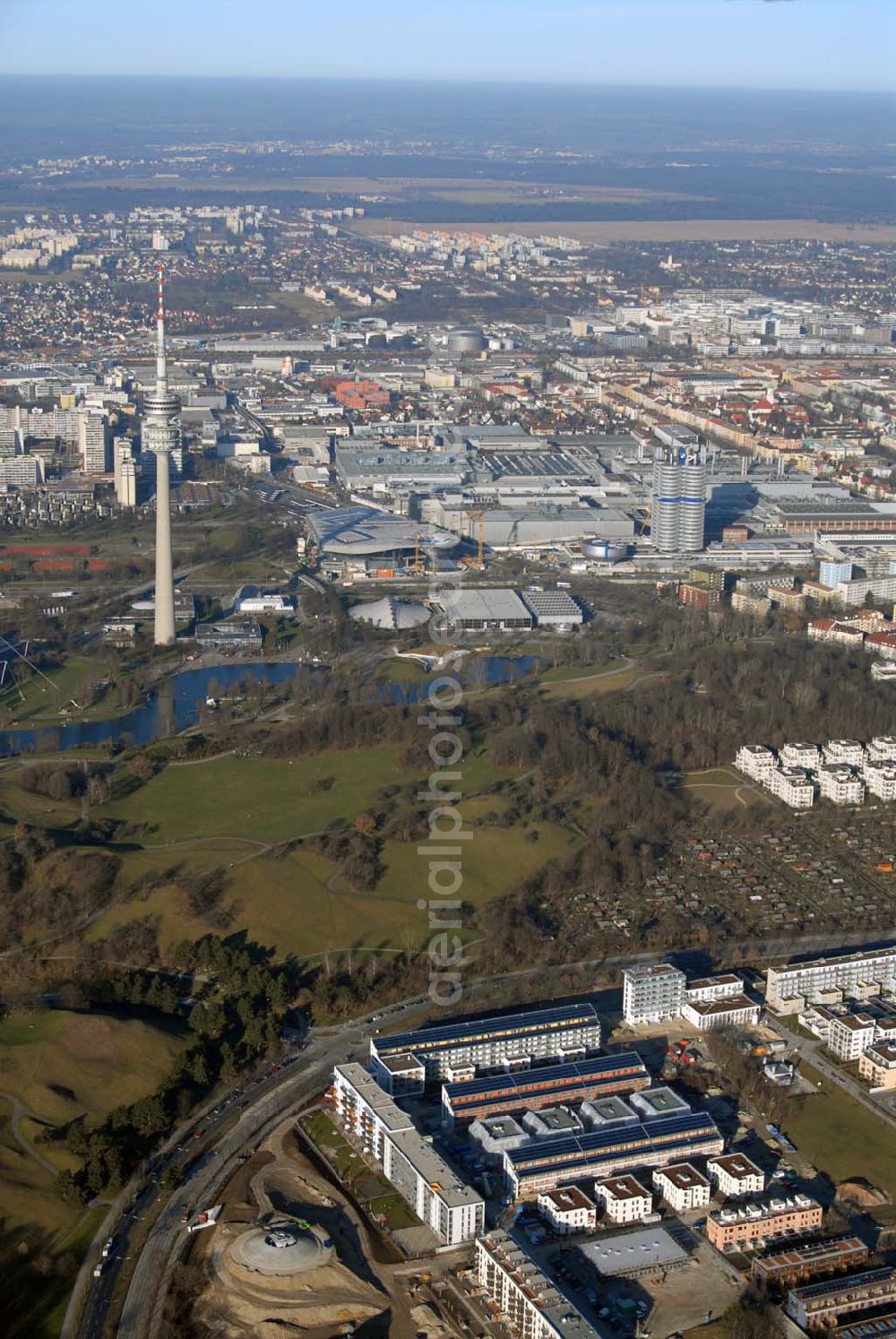 Aerial photograph München - 15.01.2007 München (Bayern) Blick auf das Baugelände des Wohngebietes Ackermannstraße (Ackermannbogen)am Olympiapark in München von der CONCEPTBAU MÜNCHEN.