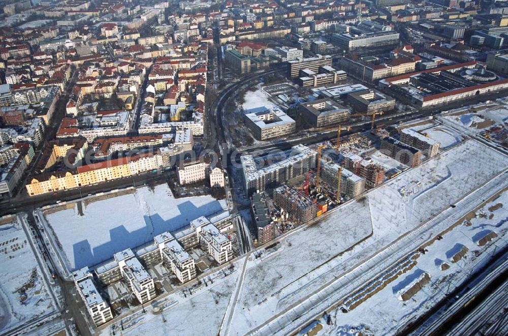 München / Bayern from the bird's eye view: 15.01.2006 München (Bayern) Blick auf das Baugelände des Wohngebietes Arnulfpark in München von der CONCEPTBAU MÜNCHEN. Im Gelände des ehemaligen Heizkraftwerkes werden nach derzeitiger Planung später Flächen für eine vielfältige kulturelle Nutzung zur Verfügung stehen.Beratungspavillon vor Ort: Arnulfstraße / Helmstraße, 80636 München,Tel 01801 166 177, Fax 089 1400 1403