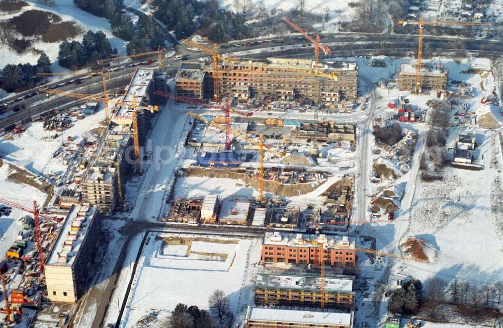 München / Bayern from the bird's eye view: 15.01.2006 München (Bayern) Blick auf die Baustelle der Wohnanlagen in der Ackermannstraße (Ackermannbogen) in München Schwabingen am Olympiapark. Firma Concept Bau GmbH (CONCEPTBAUGOLD)