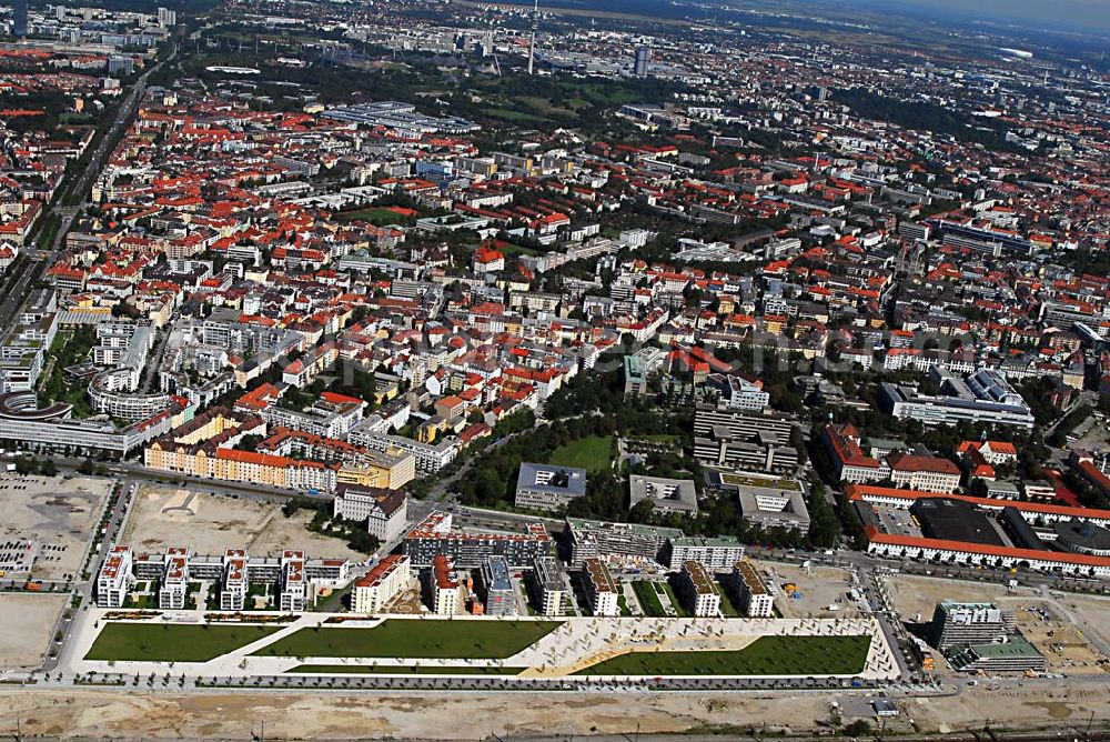 Aerial image München - 01.06.2006 München (Bayern) Blick auf das Baugelände des Wohngebietes Arnulfpark in München von der CONCEPTBAU MÜNCHEN. Im Gelände des ehemaligen Heizkraftwerkes werden nach derzeitiger Planung später Flächen für eine vielfältige kulturelle Nutzung zur Verfügung stehen.