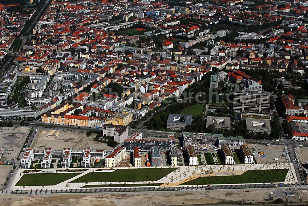 Aerial photograph München - 01.06.2006 München (Bayern) Blick auf das Baugelände des Wohngebietes Arnulfpark in München von der CONCEPTBAU MÜNCHEN. Im Gelände des ehemaligen Heizkraftwerkes werden nach derzeitiger Planung später Flächen für eine vielfältige kulturelle Nutzung zur Verfügung stehen.