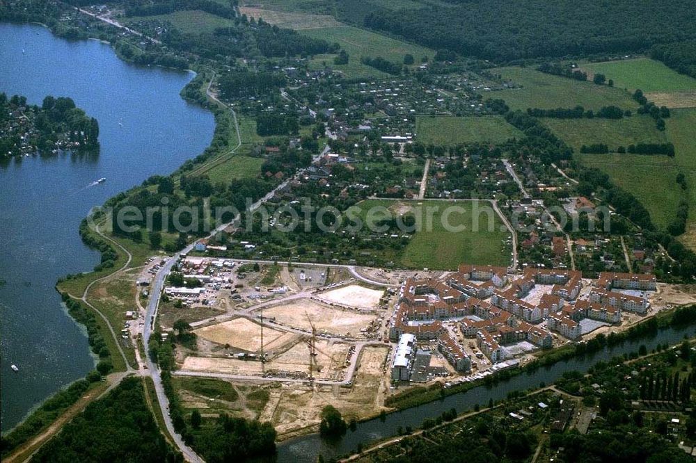 Niederneuendorf / Hennigsdorf from the bird's eye view: Bau der Wohnsiedlung Havelpromenade Niederneuendorf bei Hennigsdorf