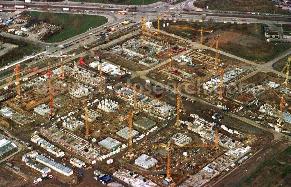 Aerial photograph Berlin - Bau des Wohnviertels Landsberger Tor an der Landsberger Allee