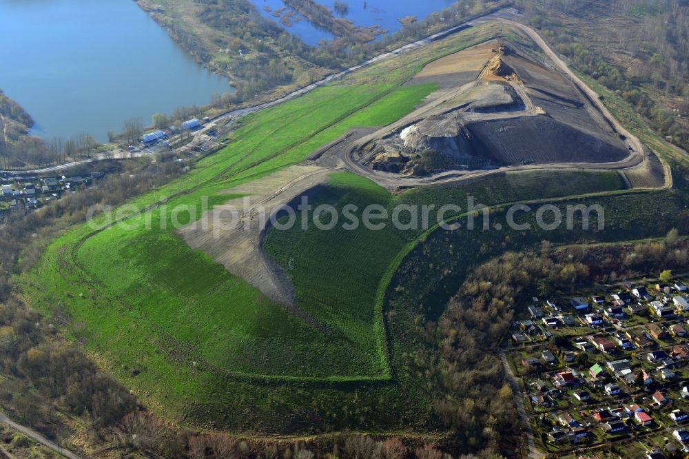 Aerial image Berlin OT Blankenfelde - View of the dump Arkenberge in the district of Blankenfelde in Berlin