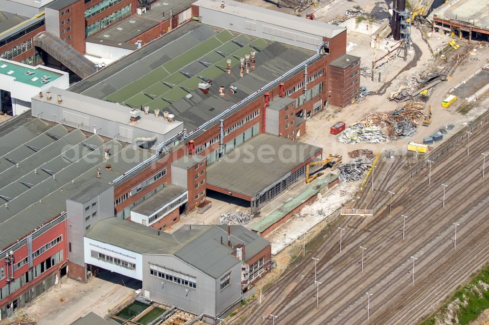 Bochum from the bird's eye view: Construction and deconstruction works of the company grounds and facilities of Adam Opel AG works Bochum II in the East of Bochum in the state of North Rhine-Westphalia