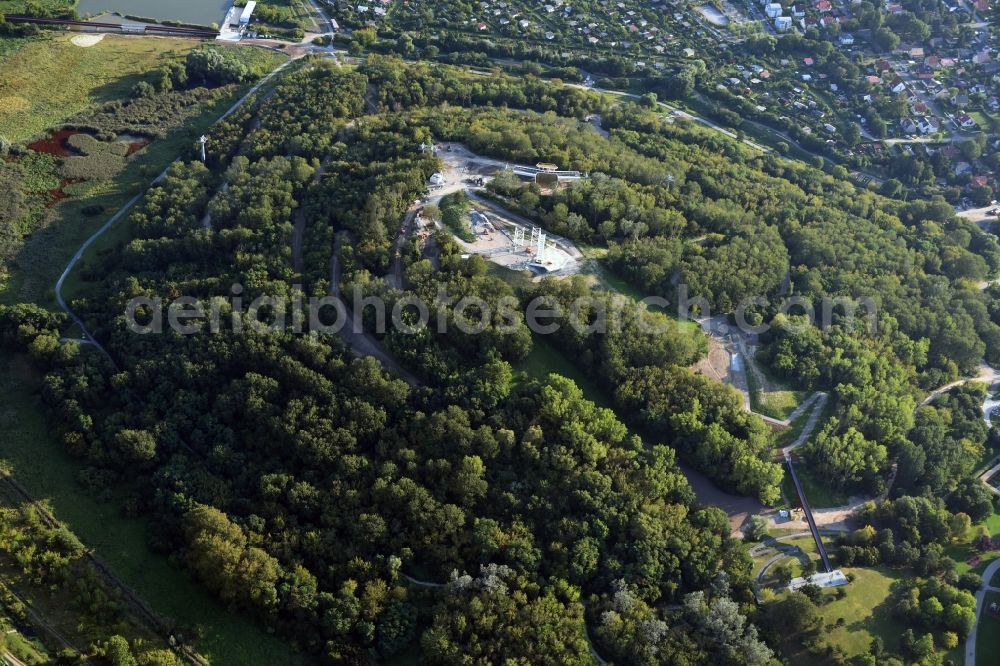 Aerial image Berlin - Construction work at the visitor platform Wolkenhain on Kienberg on the grounds of the IGA 2017 in the district of Marzahn-Hellersdorf in Berlin