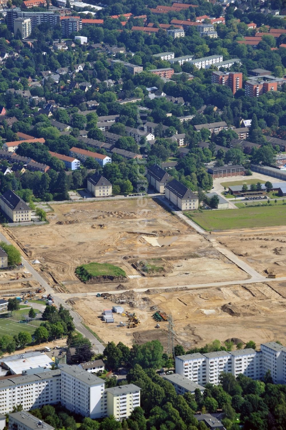 Aerial photograph Hamburg - View of construction / development on the former site of Lettow-Vorbeck Barracks in Hamburg - Jenfeld. The new residential project Jenfelder Au with over 700 apartments currently one of the largest planned urban neighborhoods of the City