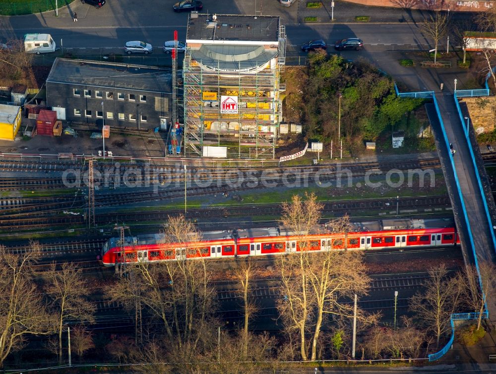 Aerial photograph Mülheim an der Ruhr - Construction and repair works on the railway control center of the Deutsche Bahn in Muelheim on the Ruhr in the state of North Rhine-Westphalia