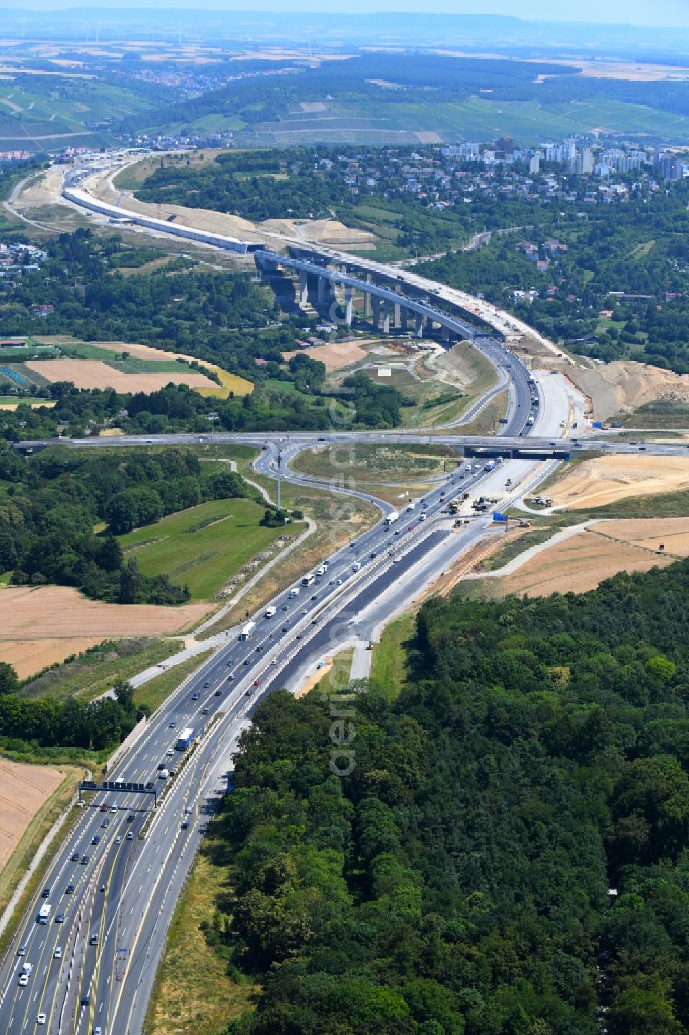 Aerial photograph Würzburg - Construction work at the Heidingsfeld valley bridge of the federal motorway A3 in the South of Wuerzburg in the state of Bavaria