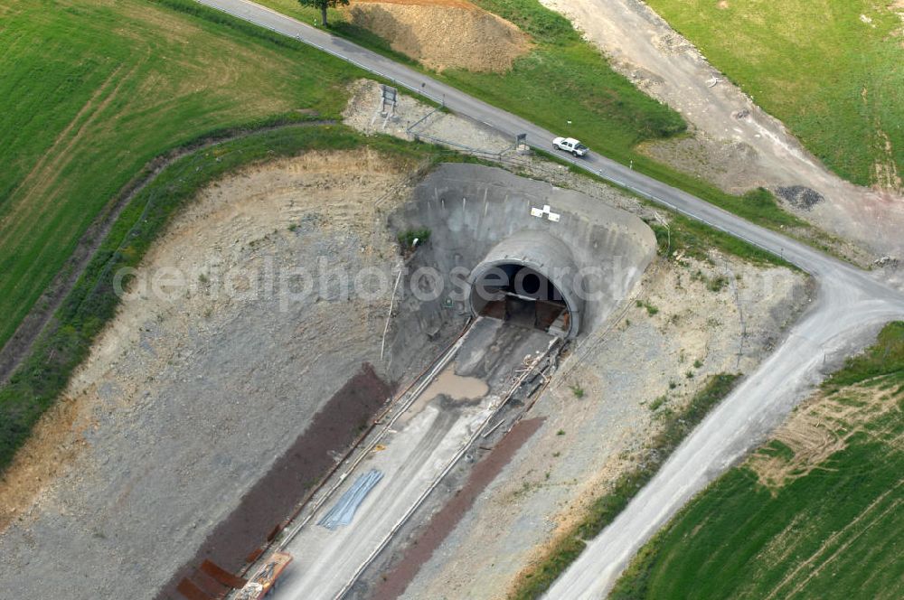 Theuern from above - Blick auf die Bauarbeiten am Tunnel- Baumleite in Süd- Thüringen, einem Tunnelbau-Bauprojekt der ALPINE BeMo Tunnelling GmbH. Der Eisenbahntunnel entsteht im Rahmen des Verkehrsprojekt Deutsche Einheit (VDE) Nr. 8 innerhalb der ICE - Neubaustrecke Nürnberg–Erfurt–Leipzig der Deutschen Bahn. View of the construction of the tunnel Baumleite in southern Thuringia, a tunnel-construction project of the ALPINE Bemo Tunnelling Ltd.